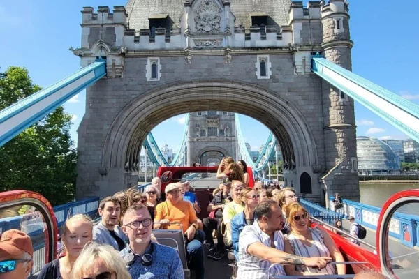Guided Sightseeing Tour on a Vintage